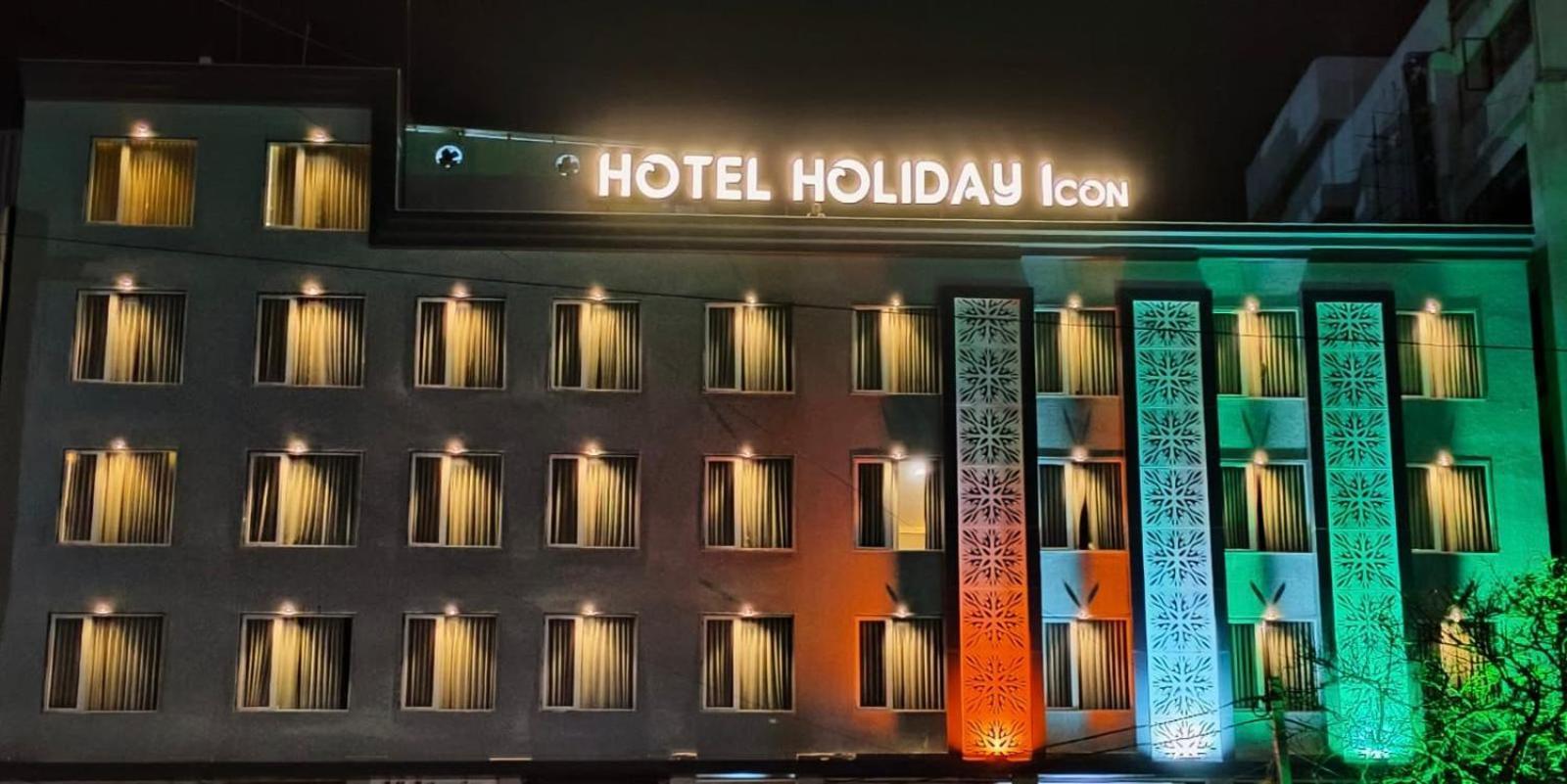 Hotel Holiday Icon Dwārka Dış mekan fotoğraf
