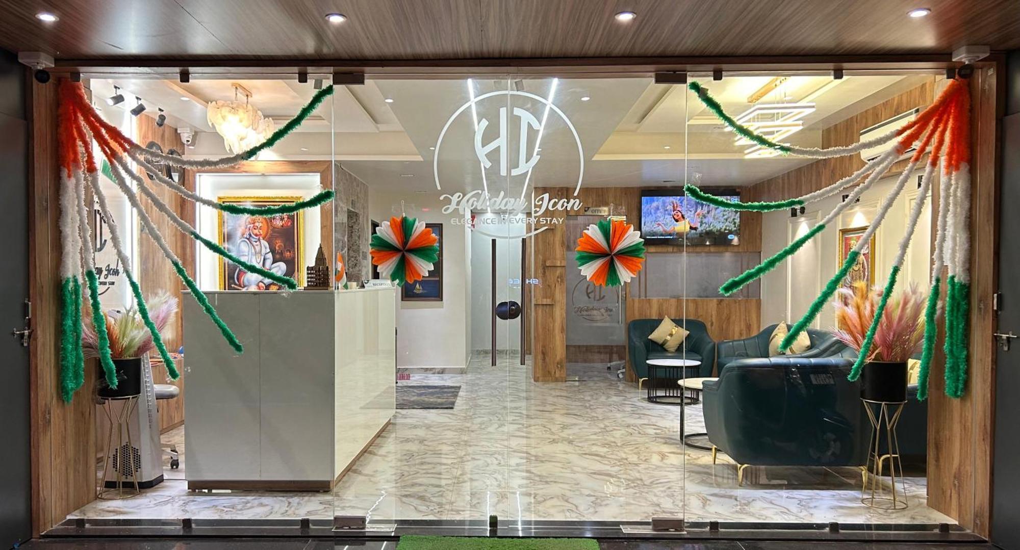 Hotel Holiday Icon Dwārka Dış mekan fotoğraf